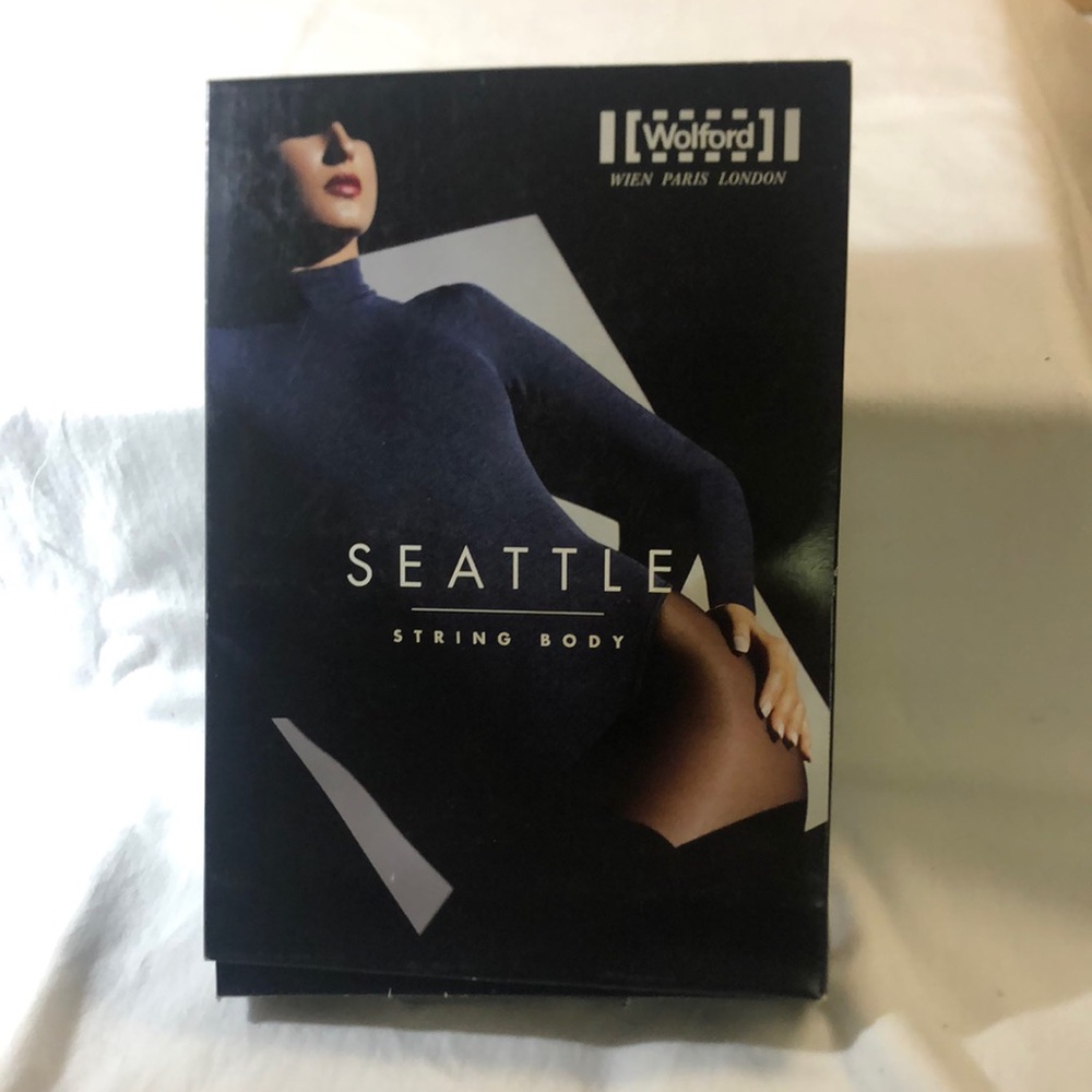 Seattle wolford string body suit black